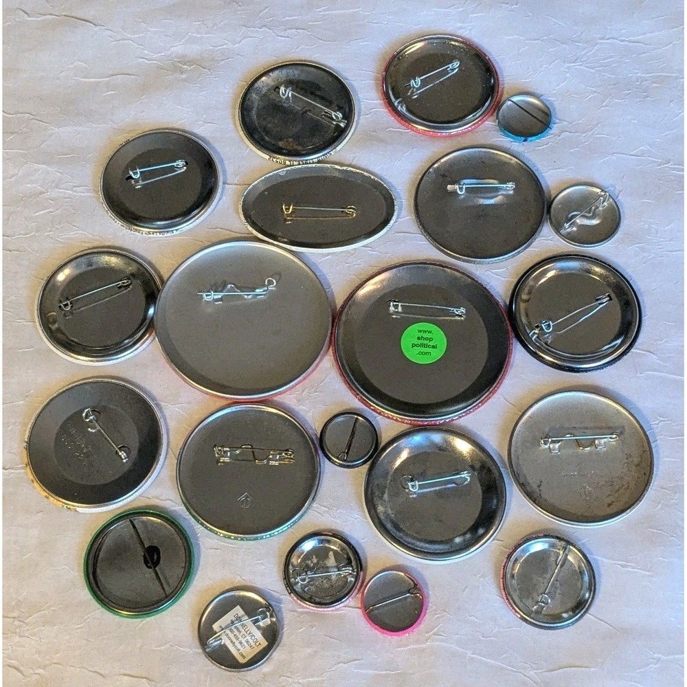 21 Pinbacks Novelty Disney World 1st Visit Veteran For McCain Buttons Badges Vtg - Picture 10 of 11